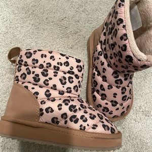 H&M winter boots size 9/10 toddler